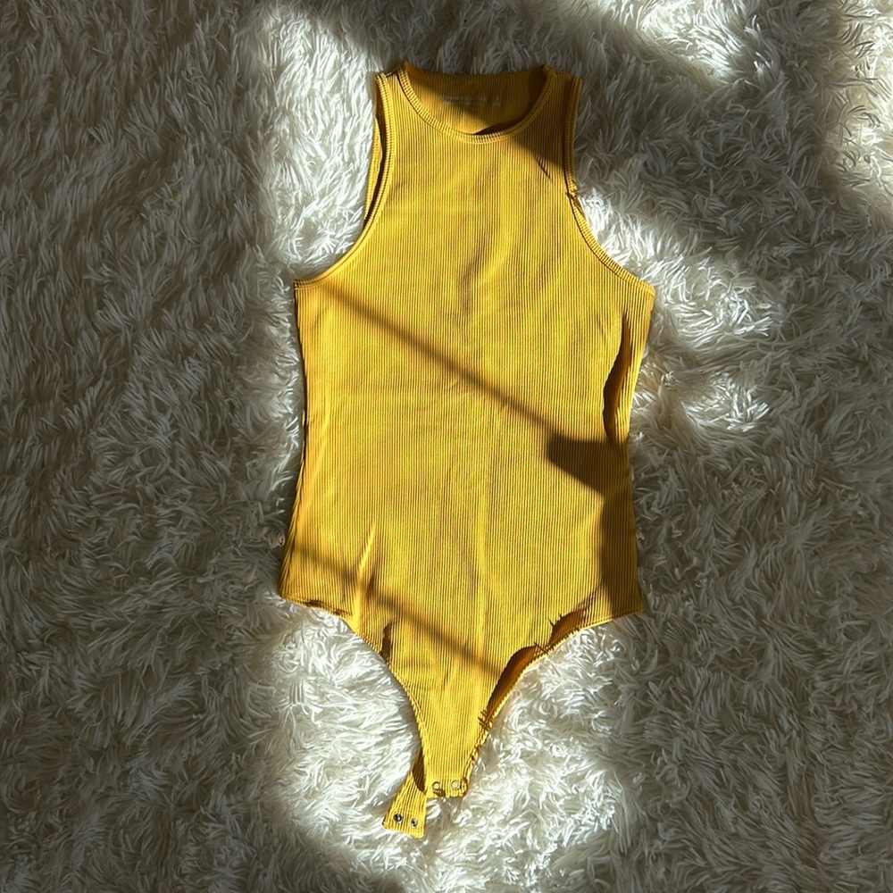 Abercrombie golden yellow body suit NWOT